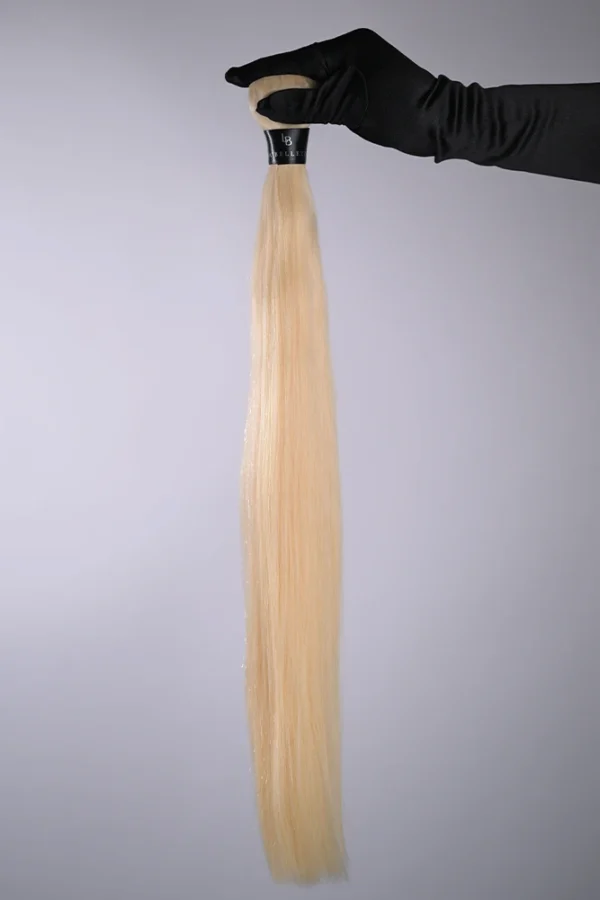 Arctic Blonde (icy platinum a silky finish)