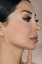 Eyelashes - Paris - Image 4
